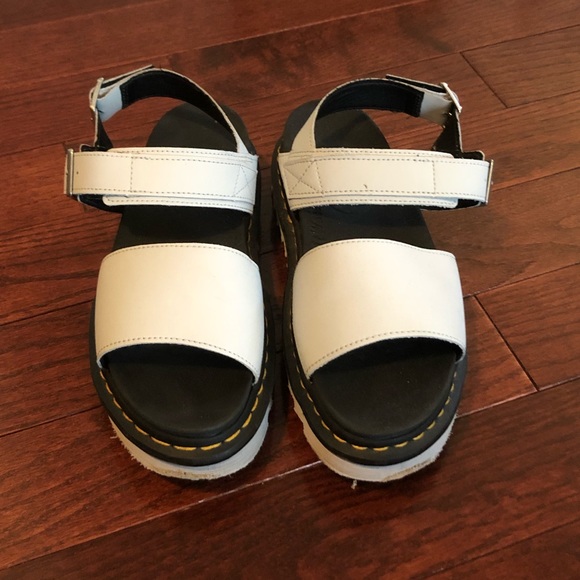 2020 Doc Marten Sandals Grey - Picture 2 of 6